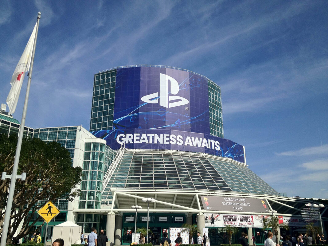 E3 Outside Playstation